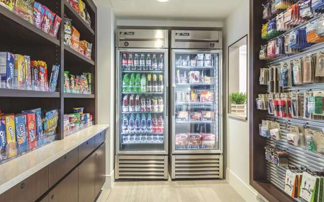 La Quinta Inn & Suites by Wyndham Salem NH