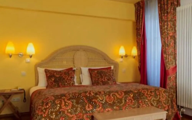 Hotel Henry