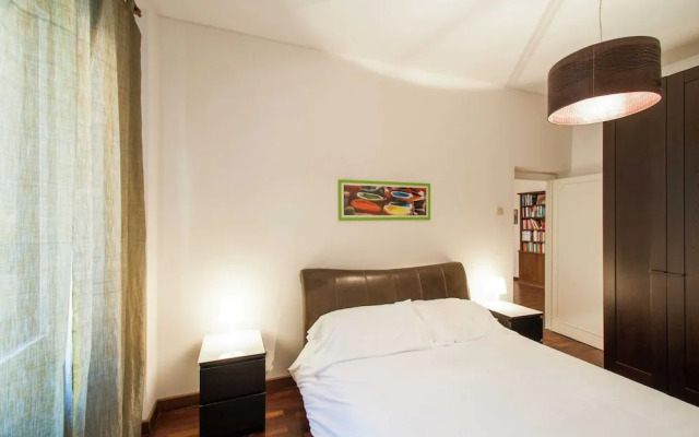 Spacious Apartment in Rome near Sea