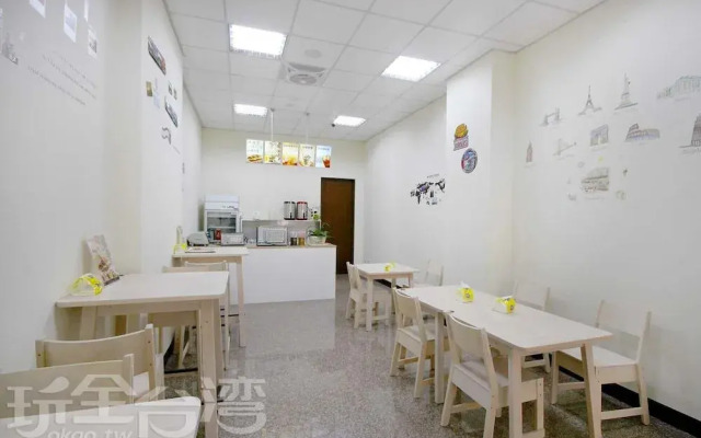 Sun Moon Lake FRIDAY Inn Guest House