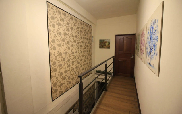 Fengjia Backers Hostel