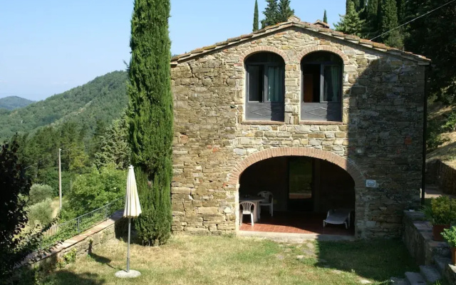 Serene Farmhouse in Dicomano With Swimming Pool