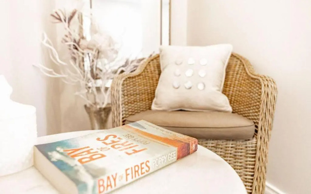 Nautilus Bay of Fires