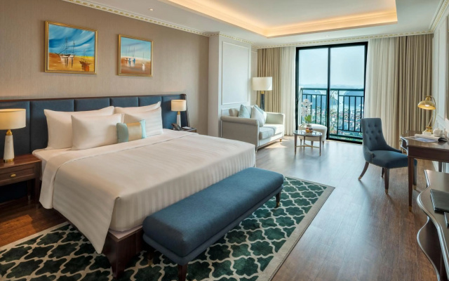 FLC Halong Bay Golf Club & Luxury Resort – Guest Rooms – Ha Long