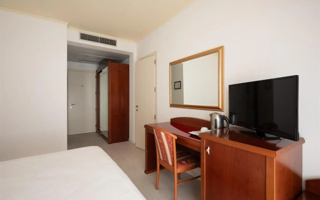 Noventa Hotel