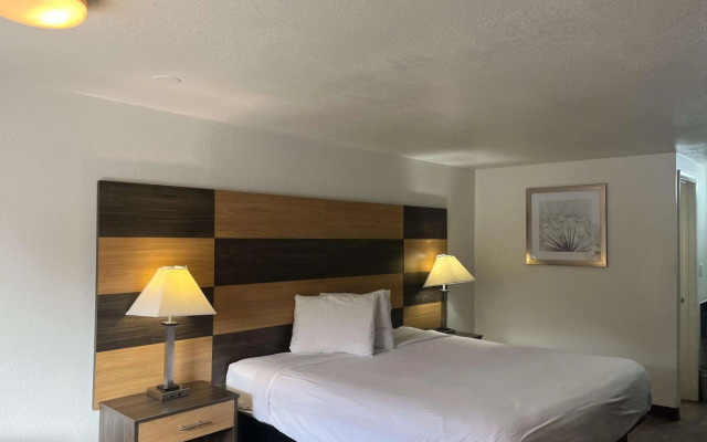 Motel 6 Cross Lanes, WV - Goff Mountain Rd