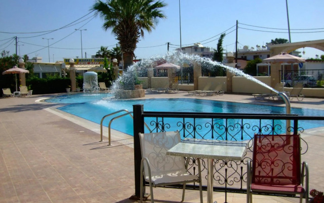 Antonios Hotel