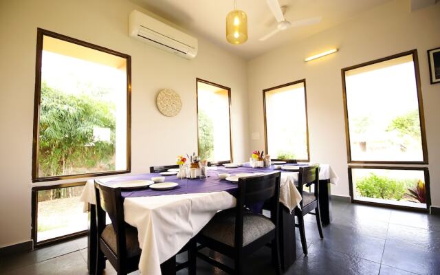 MACHLI A Wilderness Home