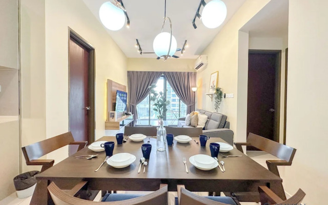 Country Garden Danga Bay Sea View Homestay by Stayrene