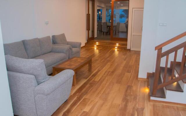 Marakolliya Beach Resort