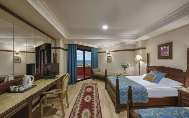 Delphin Palace - All Inclusive