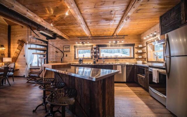 Les 3 Cavaliers - Les Chalets Spa Canada