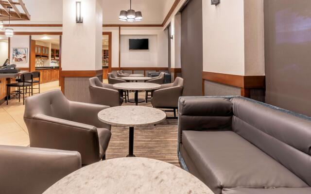 Hyatt Place Charlotte Airport / Billy Graham Parkway