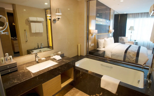 Crowne Plaza Shanghai Noah Square by IHG