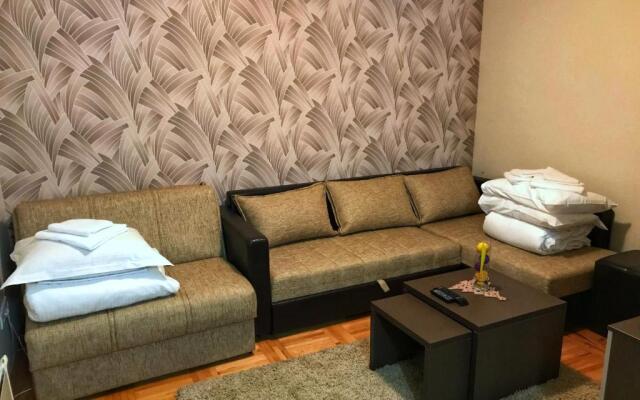Apartman 33 Kraljevi Čardaci