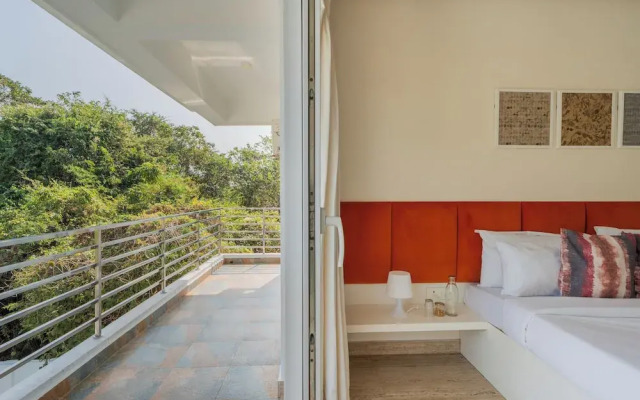 Alaya Stays Luxfort 4 BHK with Pvt Pool
