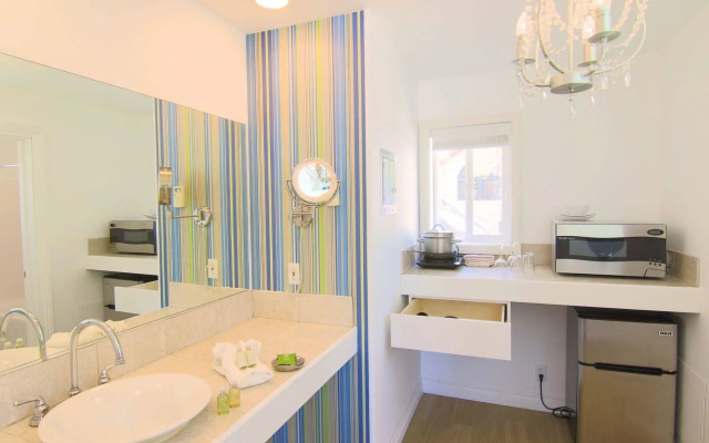 Big Bear Spa Suites