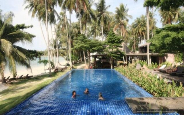 Seavana Beach Resort