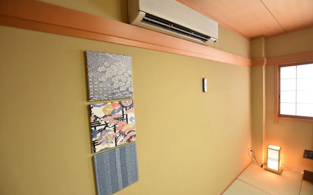 Aikamu Inn House