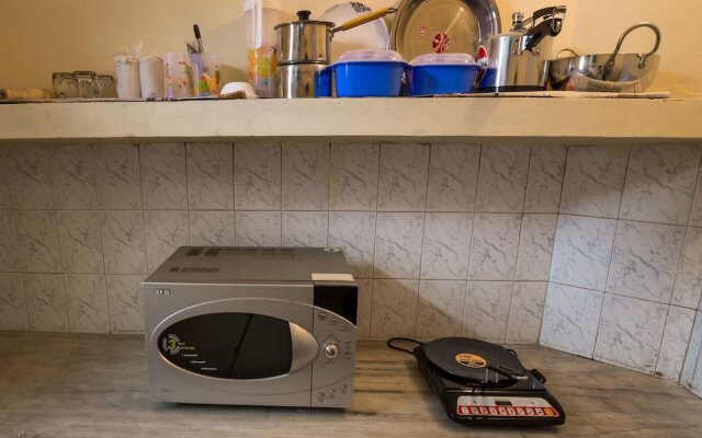 OYO 12685 Home 2BHK Hill View Sankat Mochan