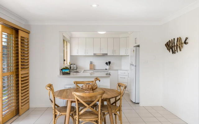 Bayside Court Apartments