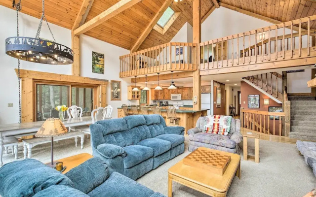 Waterfront Lake Tomahawk Cabin w/ Game Room!