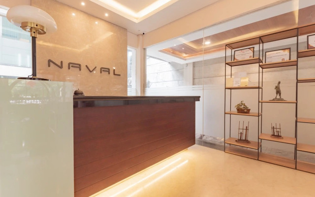 RedDoorz Premium near Paris Van Java Mall