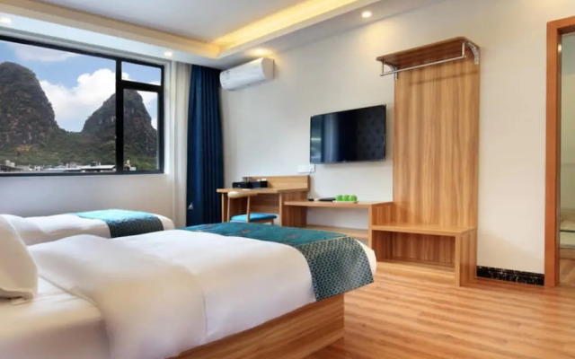 Yangshuo Qingyunge Hotel