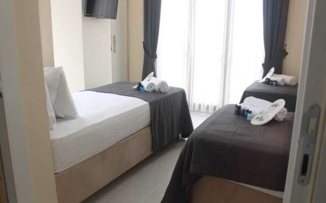 Aziziya Suit Hotel