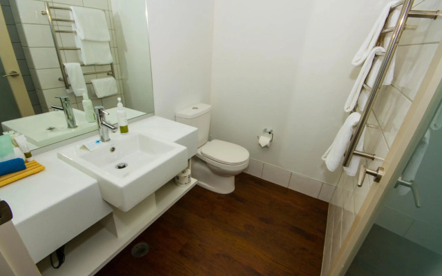 Navigate Seaside Accommodation