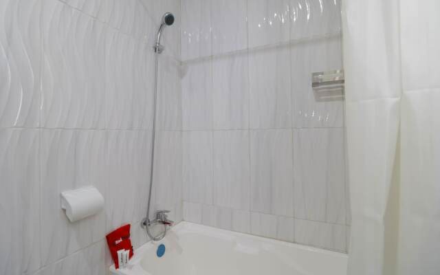 RedDoorz Plus near Dharmawangsa
