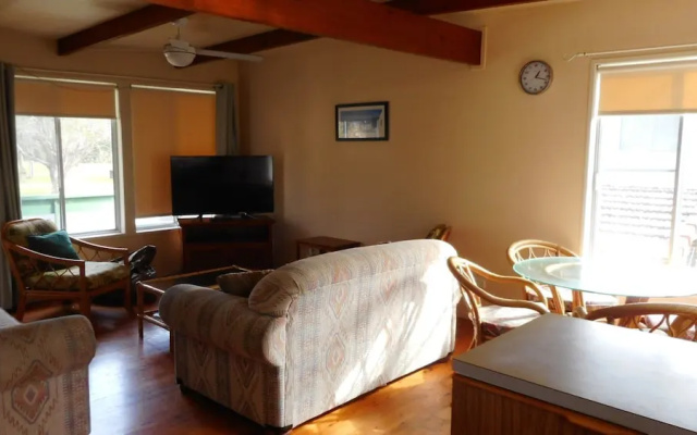 Villa Davoll at Hat Head