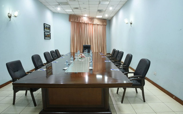 Imperial Royale Hotel