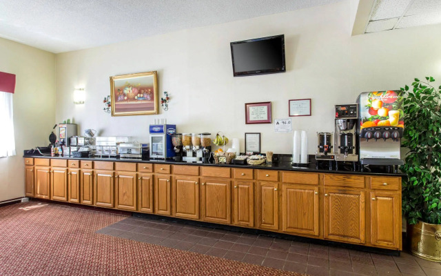Lake Norman Inn and Suites