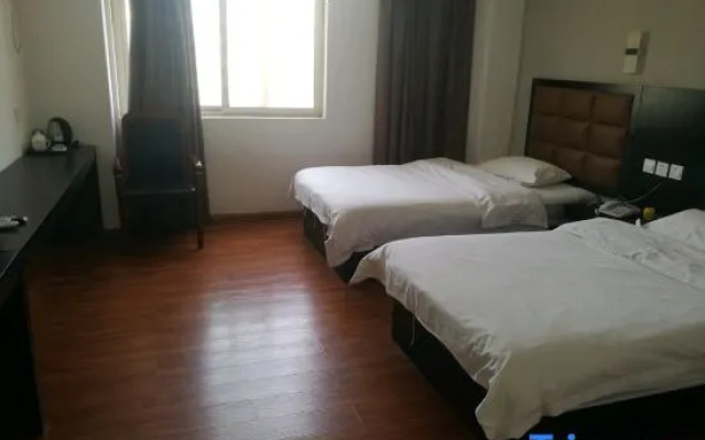 Xunjia Fashion Hotel (Zhengzhou Liulin Subway Station Branch)