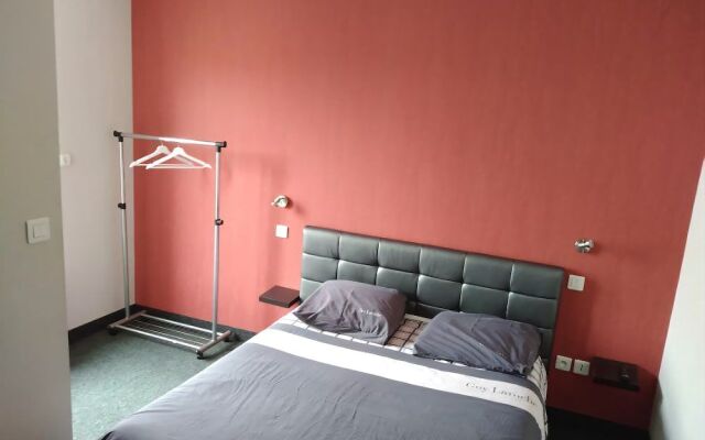 Detached Holiday Home in Braize with Terrace