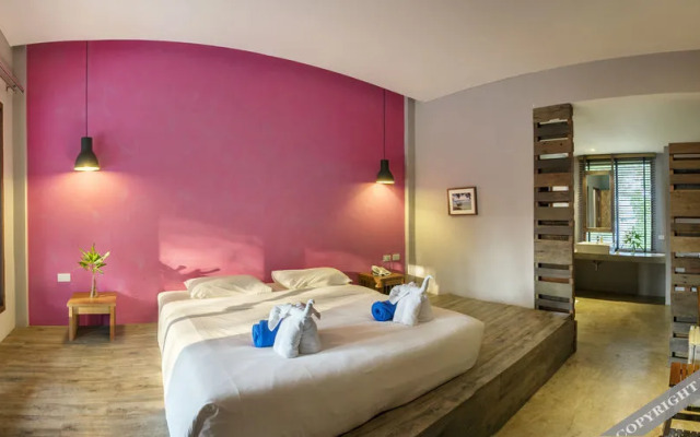Bar And Bed (sleepless Society @ Samed)