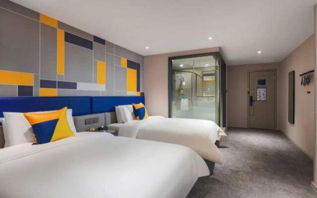 7 Days Premium Kunming Huancheng South Road Branch