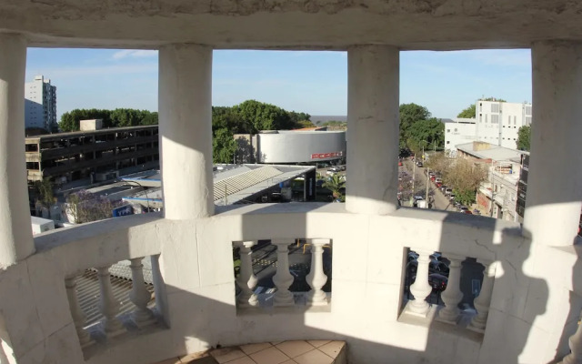 Hotel Vicente Lopez
