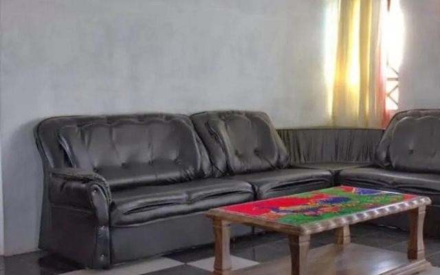 Ucha Guest House / Chambres D'hotes