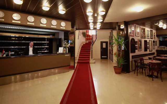 Hotel Sumratin