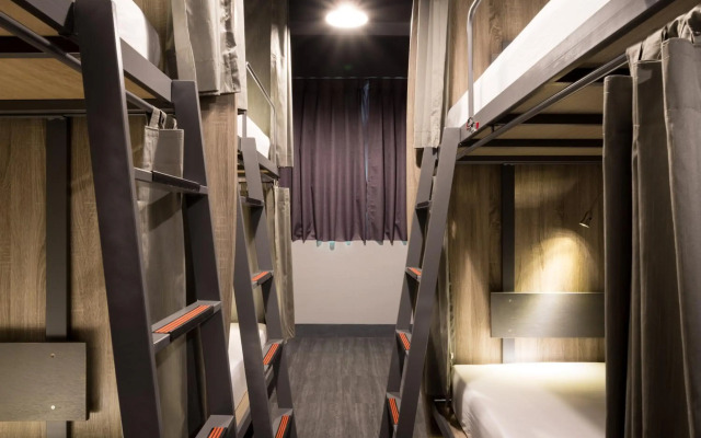 Taipei Travelers International Hostel