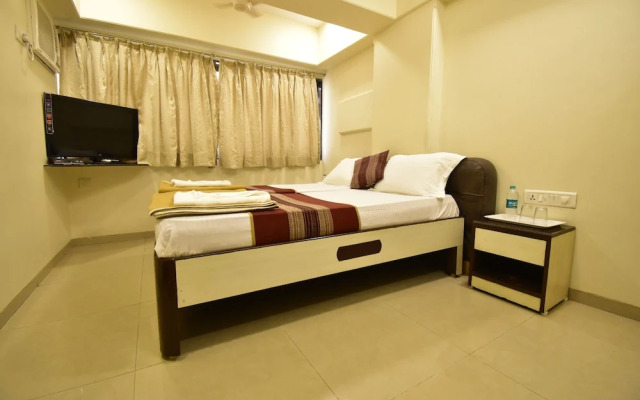 Kalpana Palace Hotel