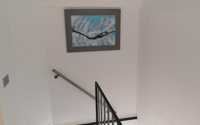 Skol 406A by Completely Marbella