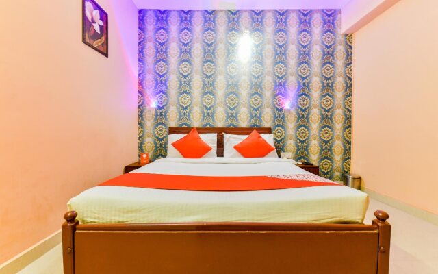 Hotel Mars By OYO Rooms