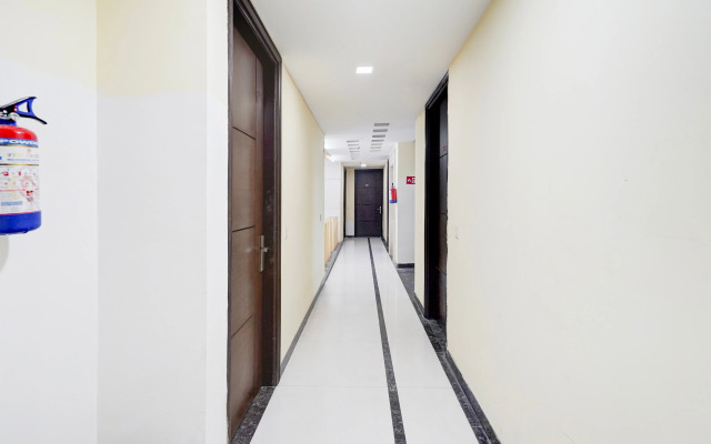 Super Townhouse Sector 51 Noida Near Metro Station