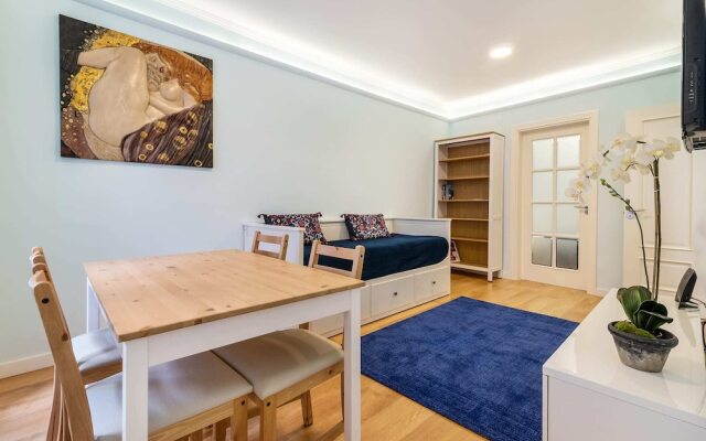 Homely 2BR Apartment in Misericordia