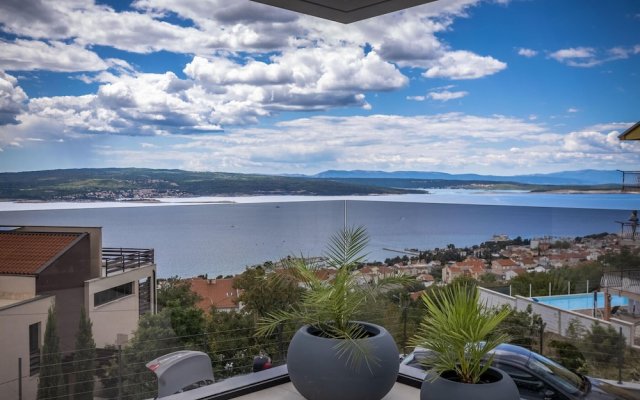 Beautiful Home in Crikvenica With Outdoor Swimming Pool, Wifi and 4 Bedrooms
