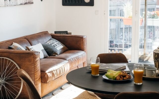 Iakai Homes 1BR 1BT Harley