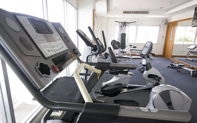 Kameo House Hotel and Serviced Apartments